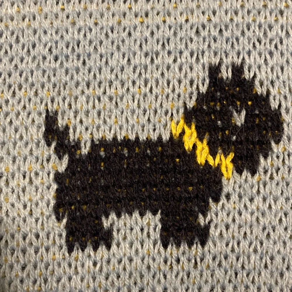 Stranger Things Light Blue Sweater with Scottie Dog Pattern XXS - XS - S - NEW - Picture 7 of 11